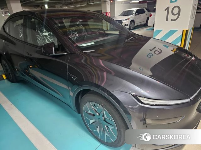 Tesla Model Y 2026 Серый из Кореи, фото 6