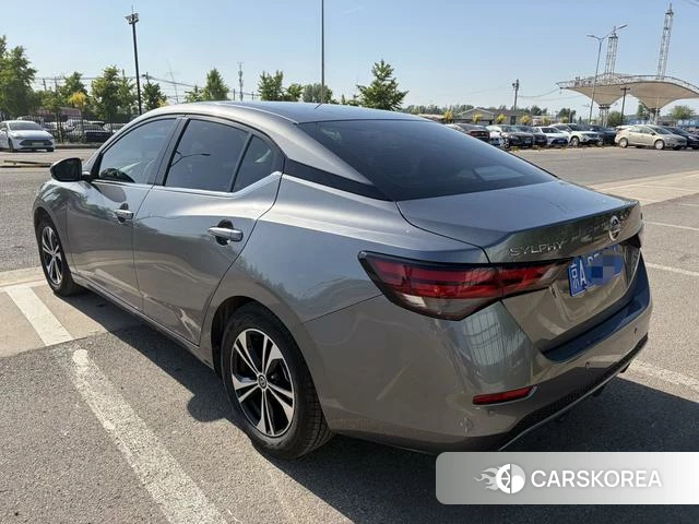 Nissan Sylphy 2021 Темно-серый из Китая, фото 6