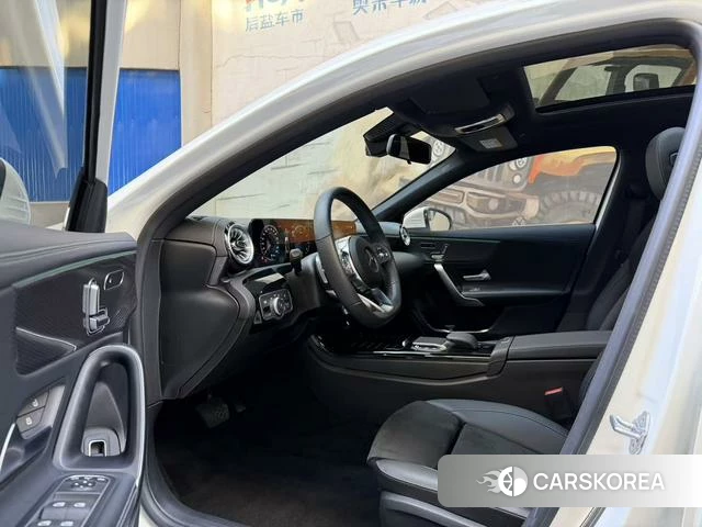 Mercedes-Benz A-Class 2023 Белый из Китая, фото 6