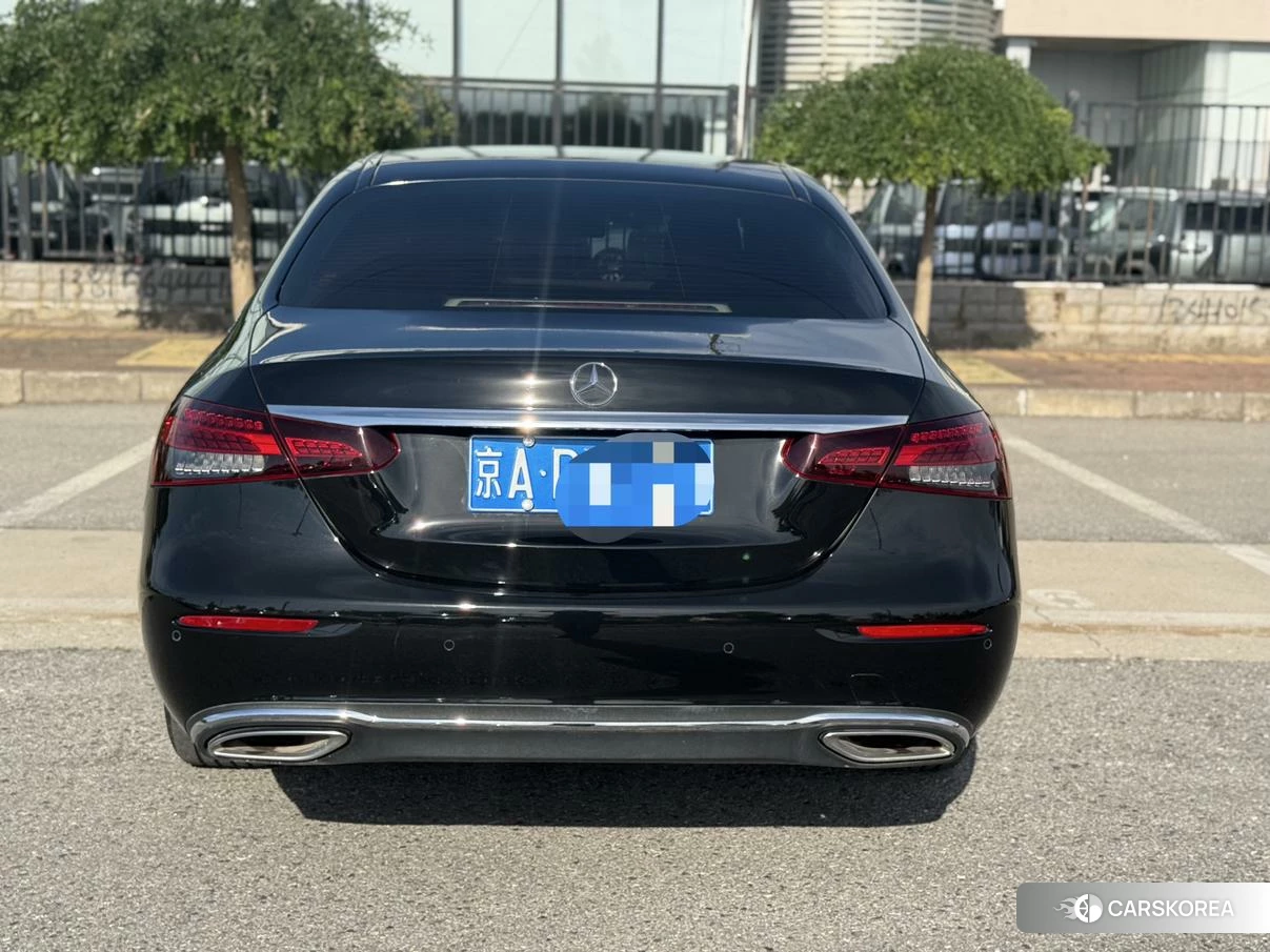 Mercedes-Benz E-Class 2022 Черный из Китая, фото 6