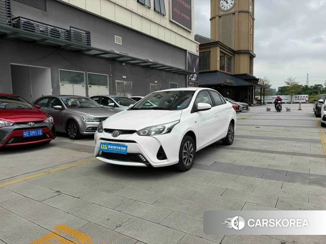 Toyota Yaris L 2023 Белый из Китая, фото 6