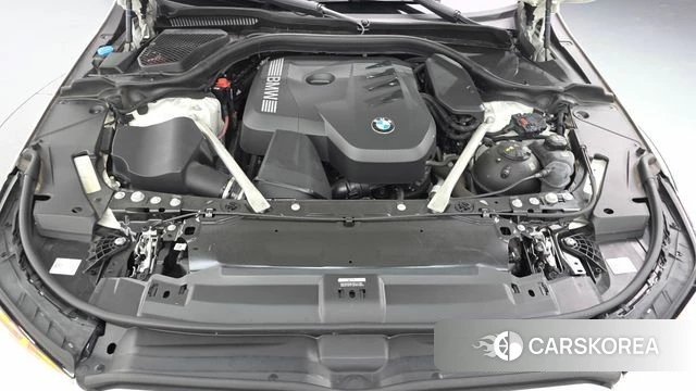 BMW 5 Series (G60) id 5039472 из Кореи 32