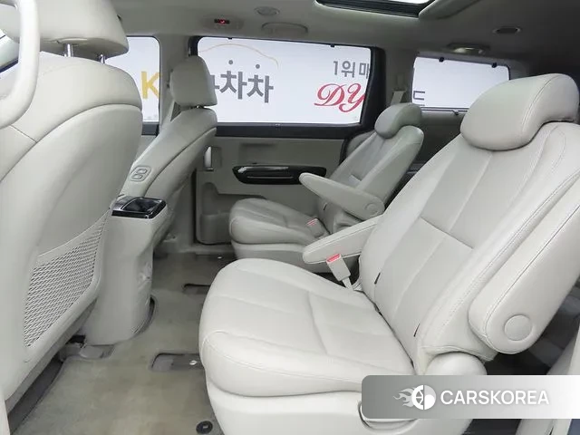 Kia The New Carnival id 3728247 из Кореи 16