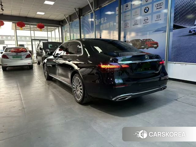 Mercedes-Benz E-Class 2023 Черный из Китая, фото 6