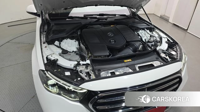Mercedes-Benz E-Class W214 id 4630444 из Кореи 26