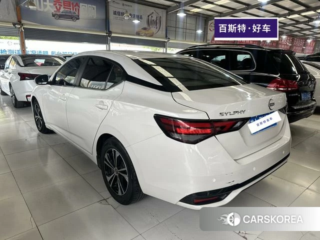 Nissan Sylphy 2024 Белый из Китая, фото 6