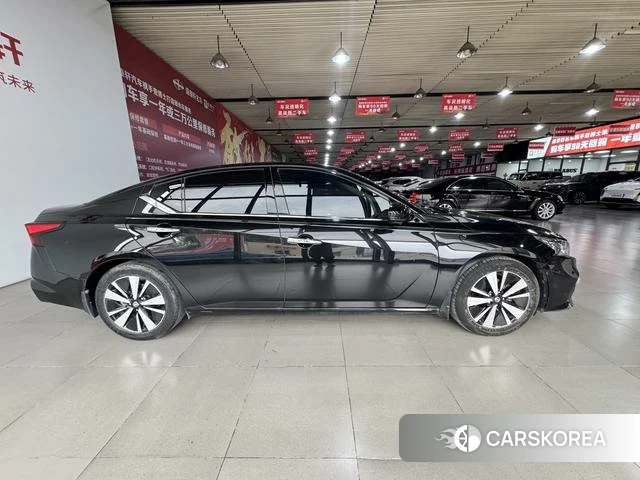 Nissan Altima 2021 Черный из Китая, фото 6