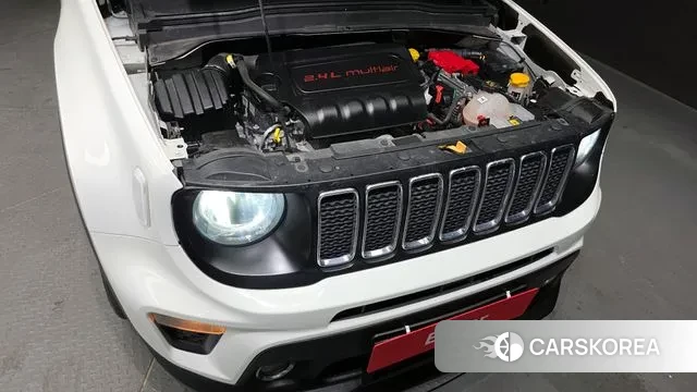 Jeep Renegade id 3753005 из Кореи 16