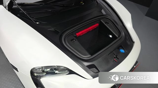 Porsche Taycan id 4958738 из Кореи 31