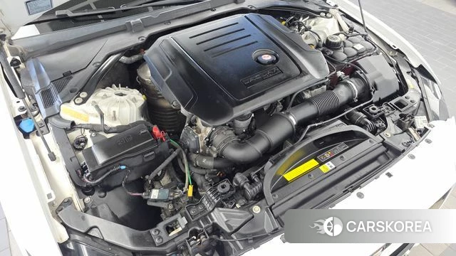 Jaguar XE id 4865149 из Кореи 16