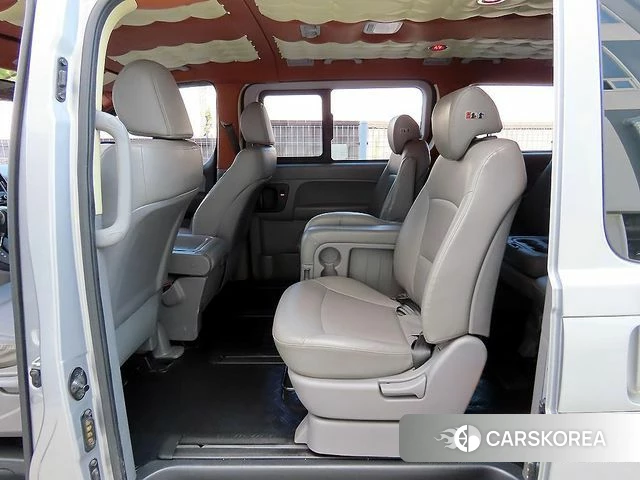 Hyundai The New Grand Starex id 4969631 из Кореи 16