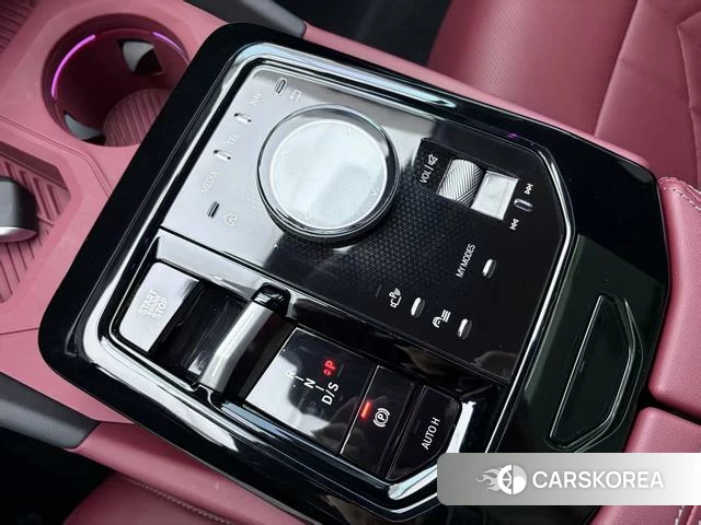BMW 5 series 2025 Черный из Китая, фото 6