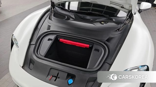 Porsche Taycan id 5041008 из Кореи 31