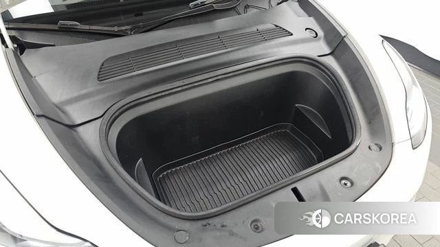 Tesla Model Y id 5039717 из Кореи 33