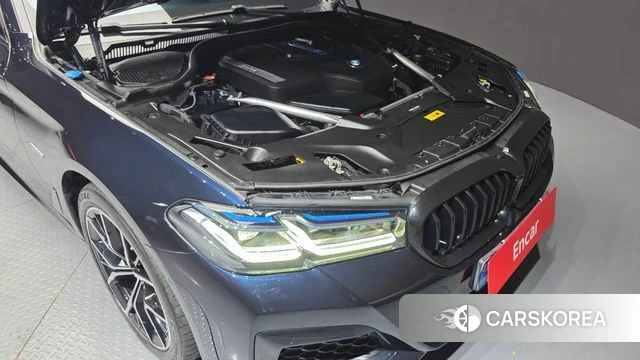 BMW 5 Series (G30) id 5017468 из Кореи 30