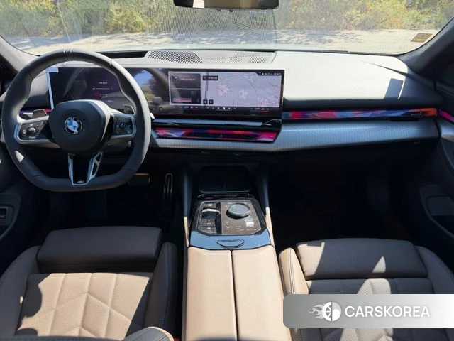 BMW 5 Series (G60) 2026 Коричневый из Кореи, фото 6
