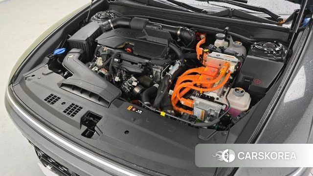 Hyundai Grandeur Hybrid (GN7) id 5011174 из Кореи 16
