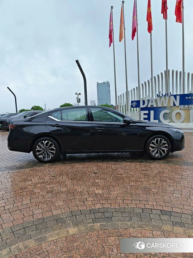 Nissan Altima 2026 Черный из Китая, фото 6