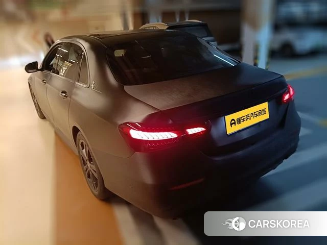 Mercedes-Benz E-Class 2021 Черный из Китая, фото 6