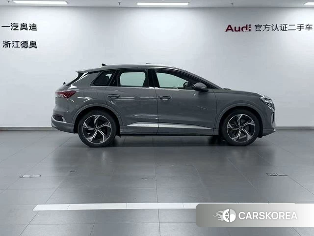 Audi Q4 2024 Темно-серый из Китая, фото 6