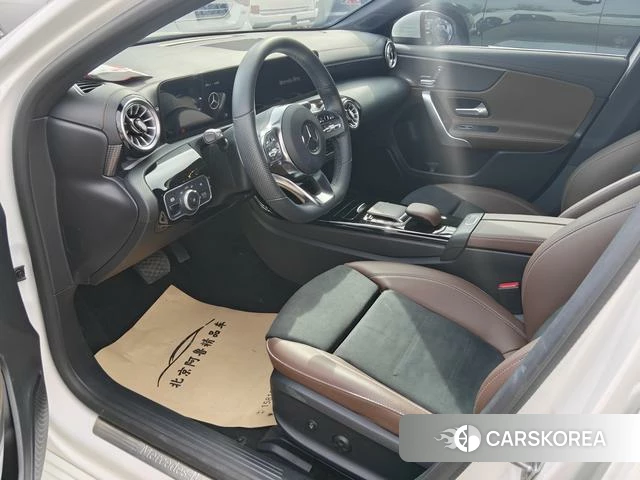 Mercedes-Benz A-Class 2023 Белый из Китая, фото 6