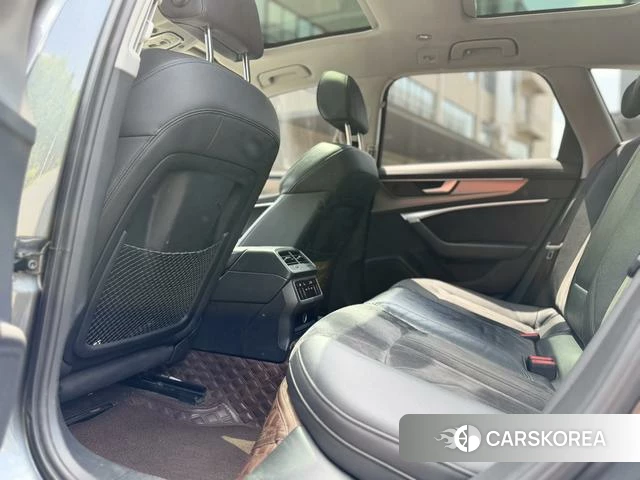 Audi A6 2021 Темно-серый из Китая, фото 6