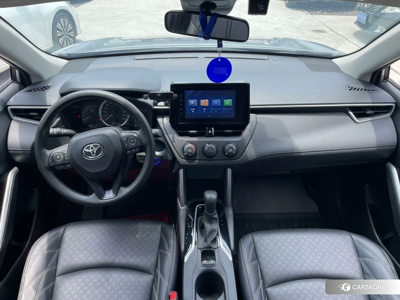 Toyota Corolla 2022 Серебристо-серый из Китая, фото 6