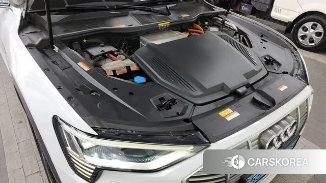 Audi e-Tron id 3655233 из Кореи 16