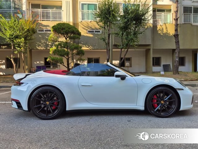 Porsche 911(992) id 4785025 из Кореи 16