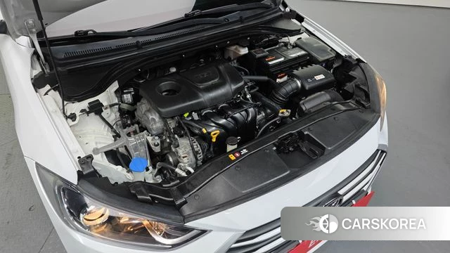 Hyundai Avante AD id 4713268 из Кореи 26