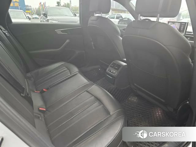 Audi A4L 2024 Белый из Китая, фото 6