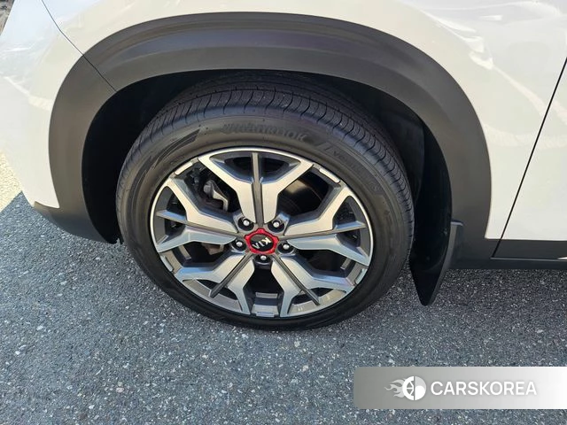 Kia Seltos id 4662636 из Кореи 16