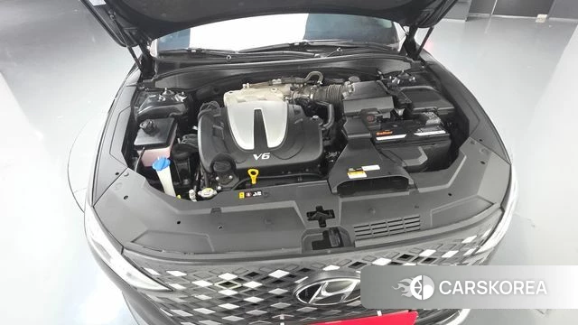 Hyundai The New Grandeur IG id 4556100 из Кореи 29