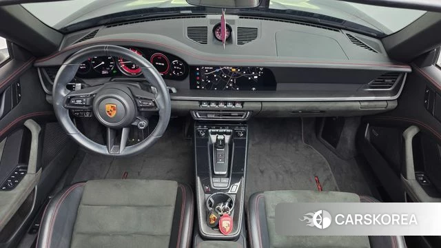 Porsche 911(992) id 4935586 из Кореи 27