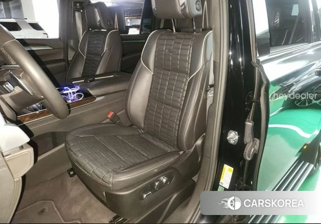 Cadillac Escalade 5th Generation 2025 Черный из Кореи, фото 6