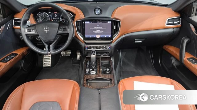 Maserati Ghibli id 5012697 из Кореи 31