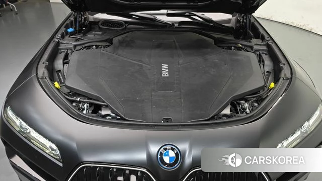 BMW i7 (G70) id 5026467 из Кореи 16