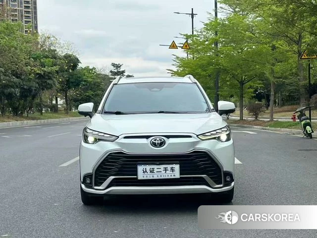 Toyota Frontlander 2023 Белый из Китая, фото 6