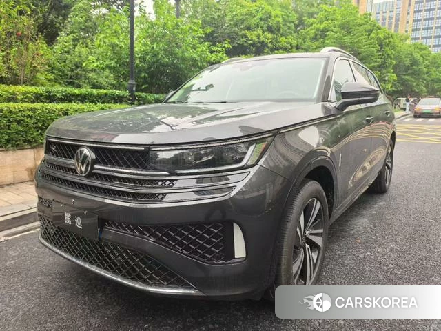 Volkswagen Tavendor 2026 Темно-серый из Китая, фото 6
