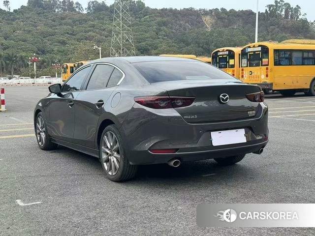 Mazda 3 2021 Темно-серый из Китая, фото 6