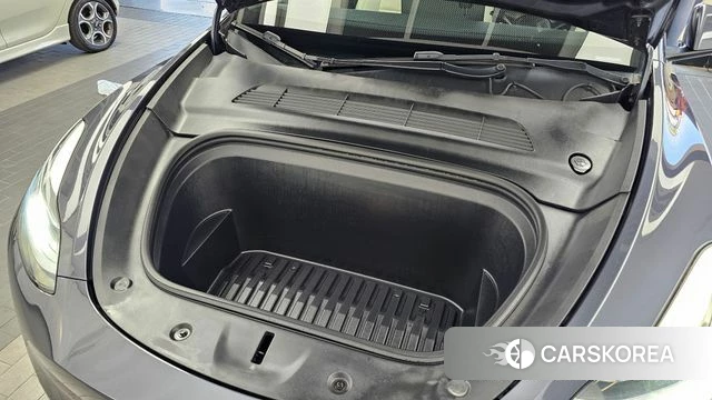 Tesla Model Y id 5027669 из Кореи 16