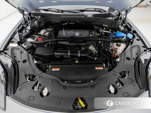 Maserati Grecale id 4957489 из Кореи 16