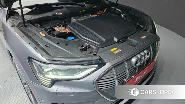 Audi e-Tron id 4906170 из Кореи 32