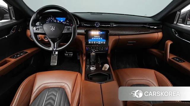 Maserati Quattroporte id 5023534 из Кореи 36