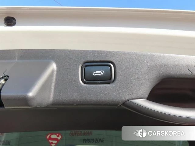 Kia Di Ol Nu Niro id 5046593 из Кореи 16