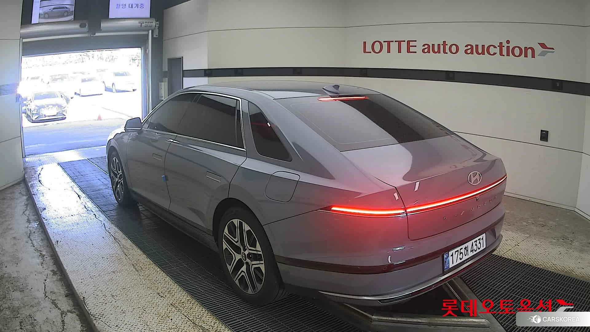 Hyundai Grandeur Hybrid id 4990007 из Кореи 33