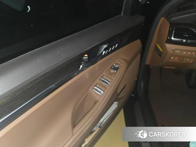 Genesis G90 id 5013687 из Кореи 8