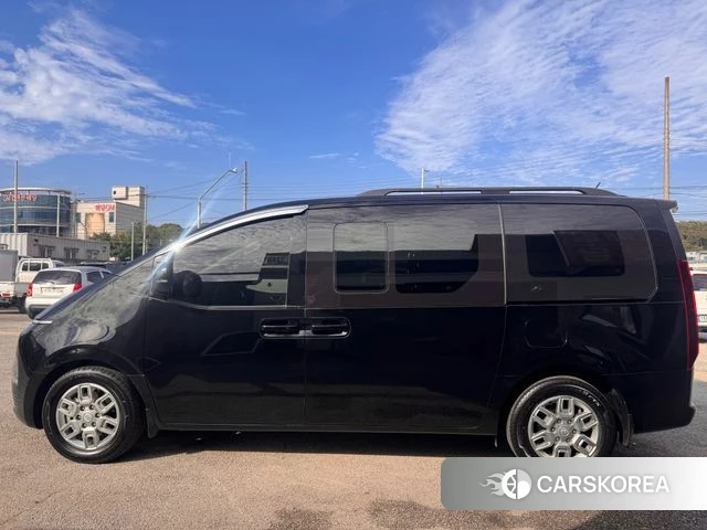 Hyundai Staria id 5026792 из Кореи 16
