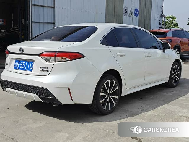 Toyota Levin 2021 Белый из Китая, фото 6