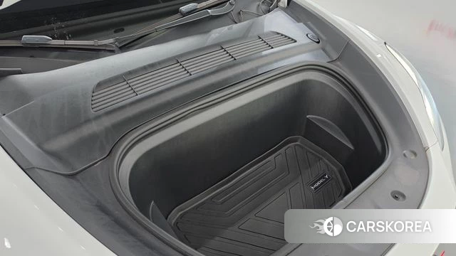 Tesla Model Y id 4976429 из Кореи 16